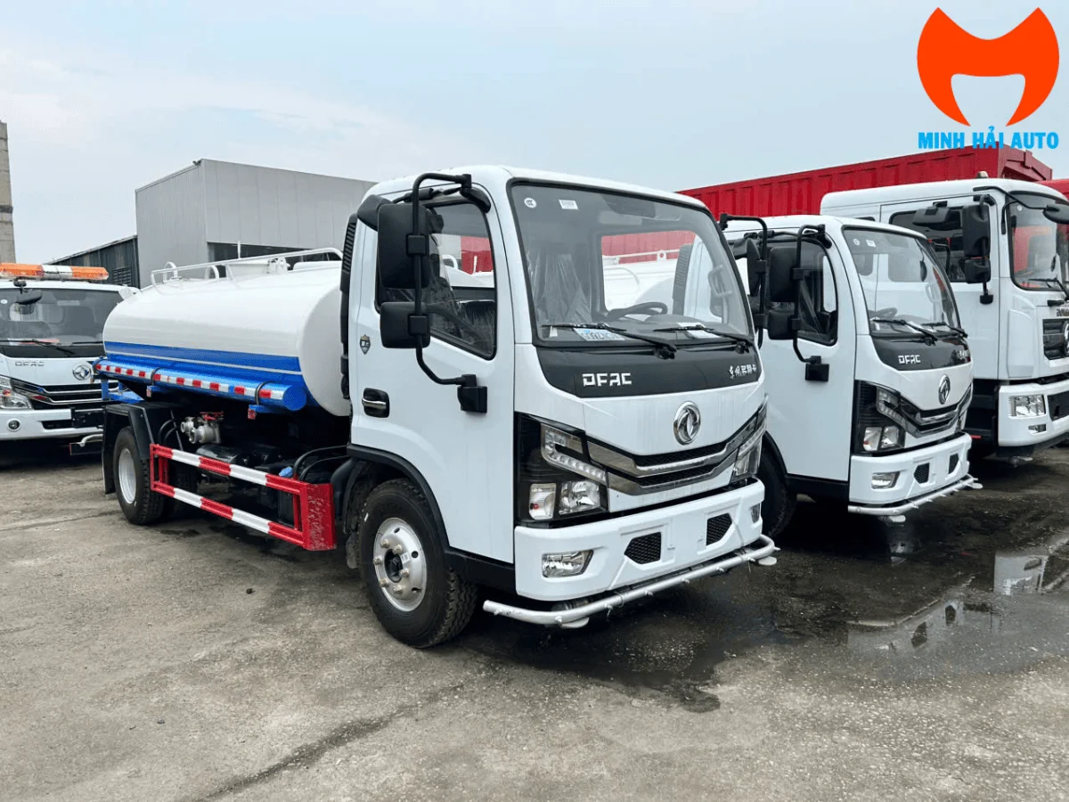 Xe bồn phun nước Dongfeng 5,3 khối góc 3/4