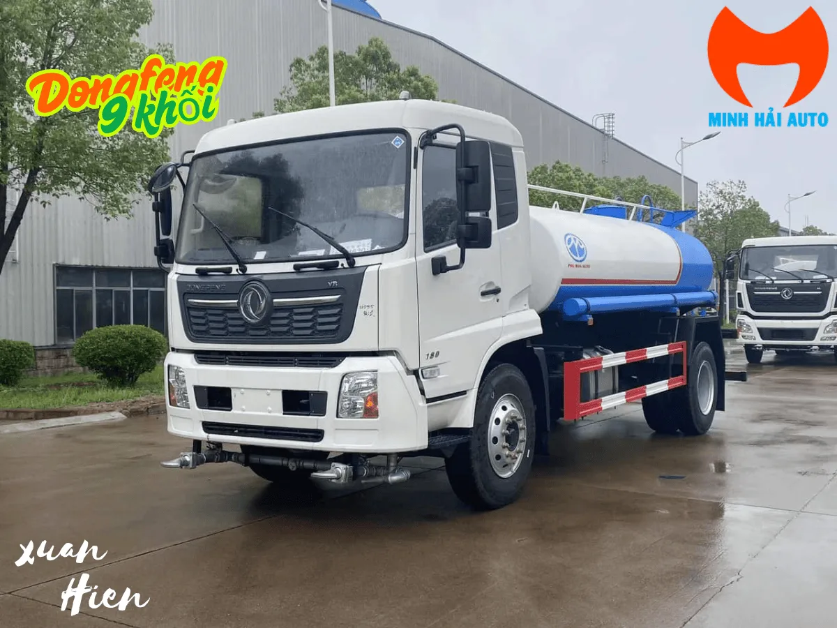 Xe phun nước rửa đường Dongfeng 9 khối góc 3/4