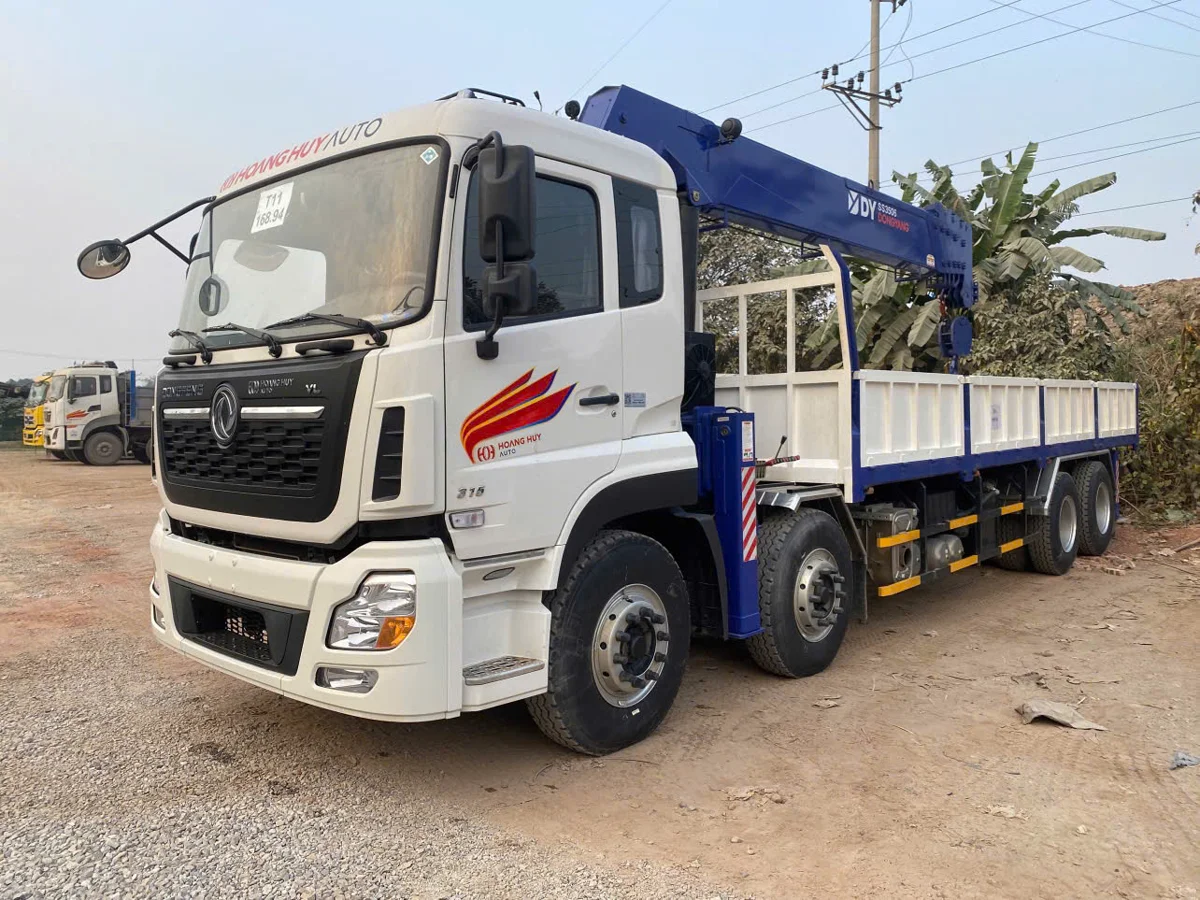 Tổng thể cabin Dongfeng và cẩu Dongyang SS3506