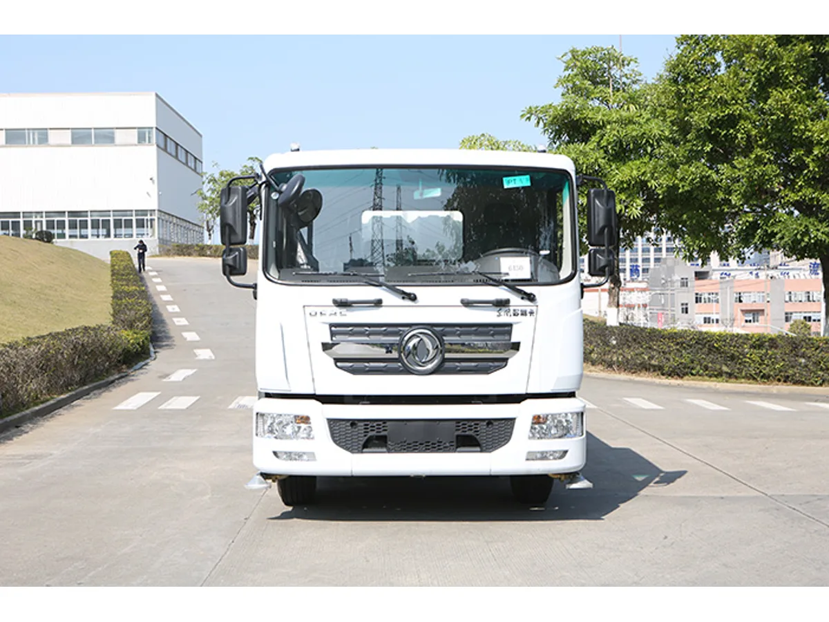 Xe bồn phun nước 10 khối góc 3/4