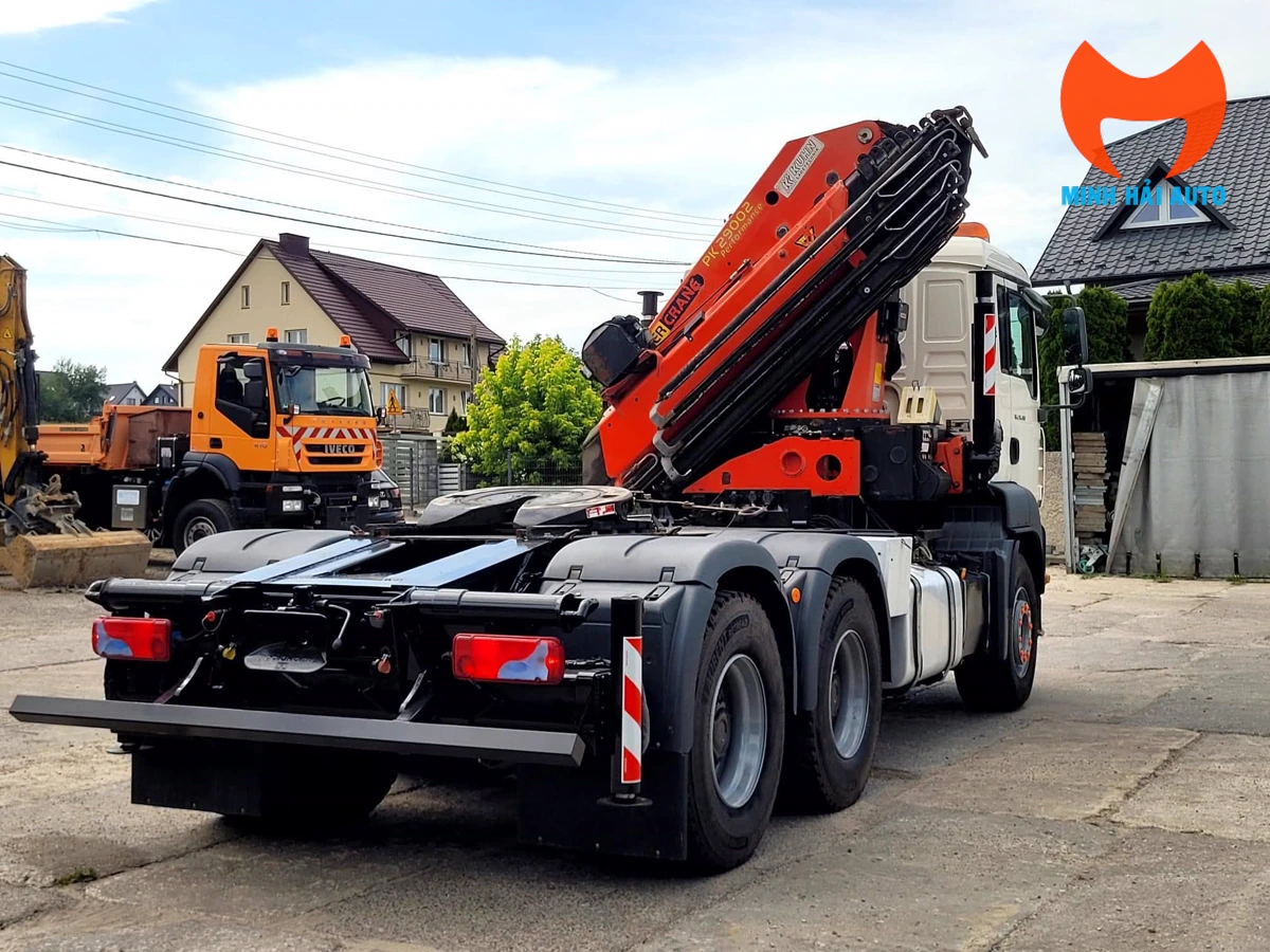Palfinger PK 29002 Performance gập sau cabin đầu kéo MAN