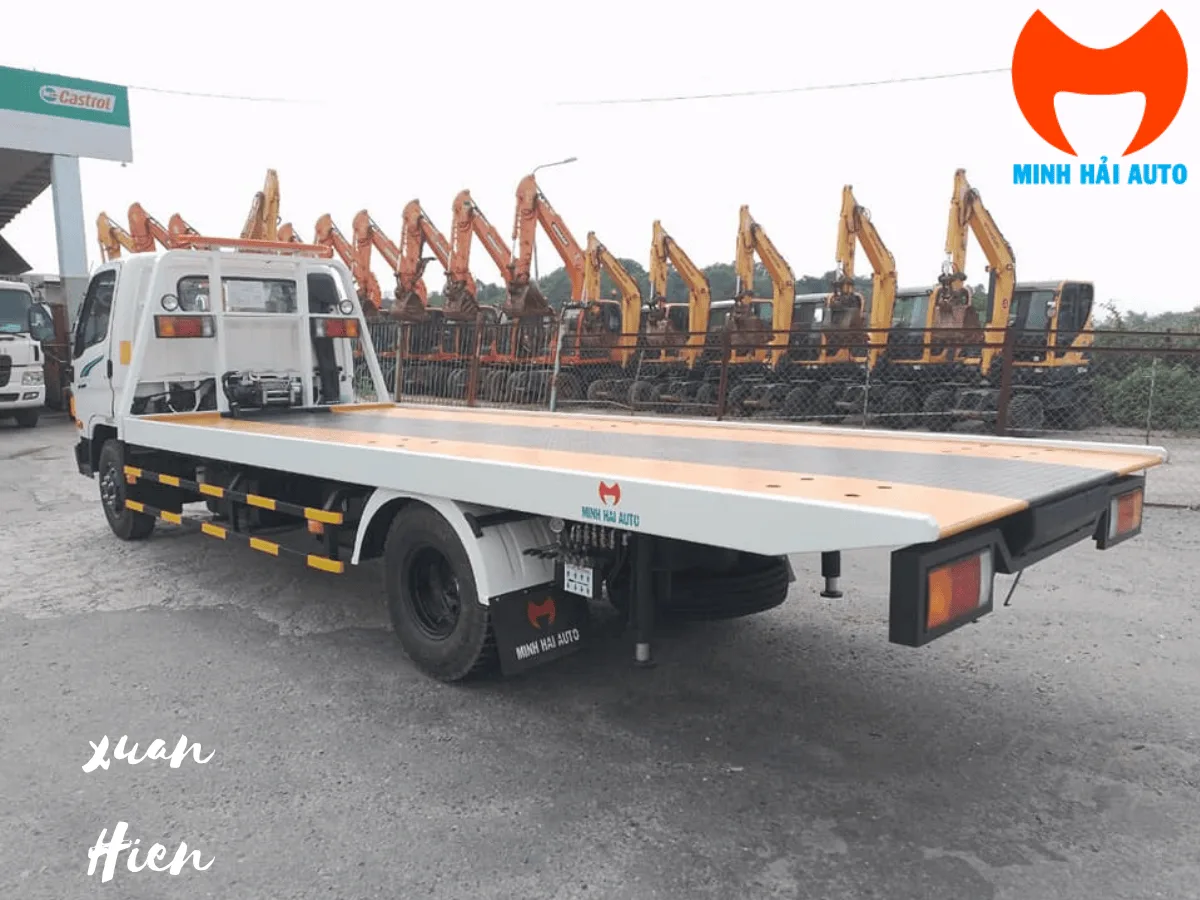 Nội thất khoang lái xe cứu hộ Hyundai New Mighty 110XL